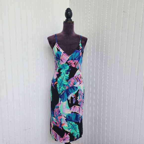 VENUS Black Multicolored Feather Print Stretchy Bodycon Dress Strappy Back Sz S - Picture 1 of 15